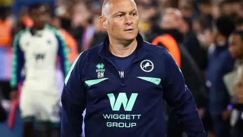 中国高中篮球队冬令营重基础理念交流与培育